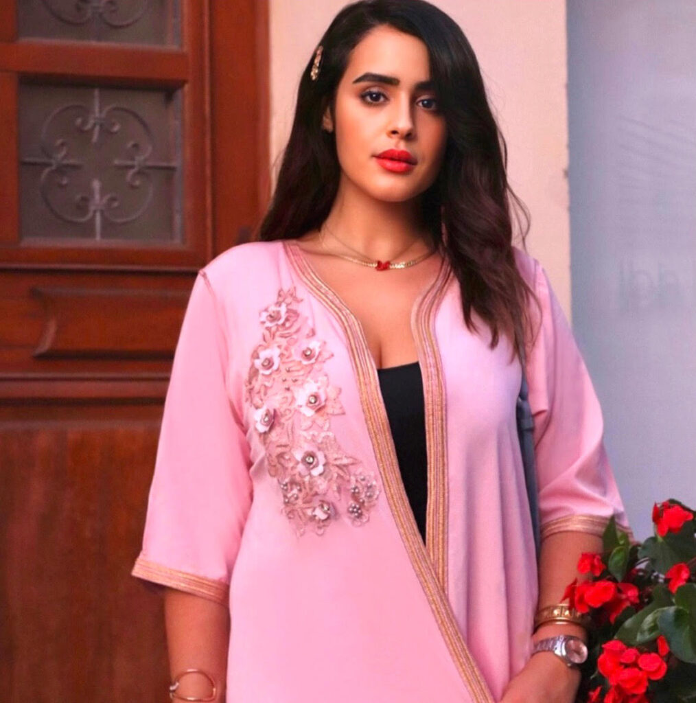 Rosa Damascena || marque de luxe || Moccan || Maroc